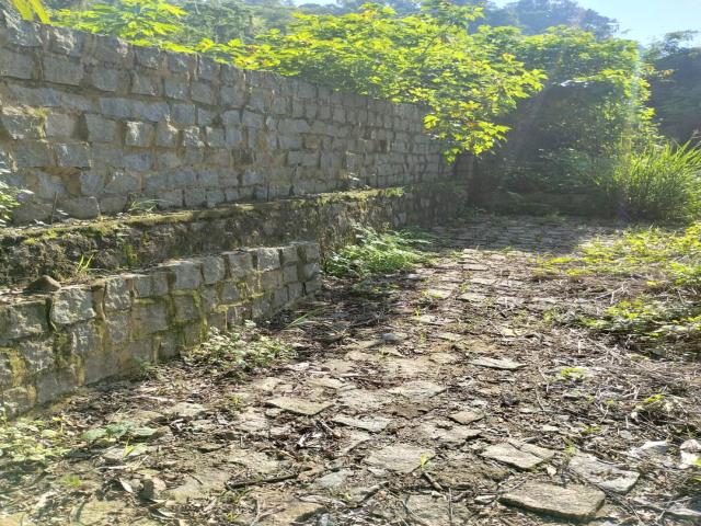 Terrenos, Lotes e Condomínios com quintal à venda em Rio de Janeiro, RJ -  ZAP Imóveis